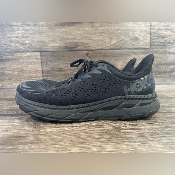 Hoka One One Clifton 7 Running Shoes Triple Black Men's Size 13 - Picture 2 of 9